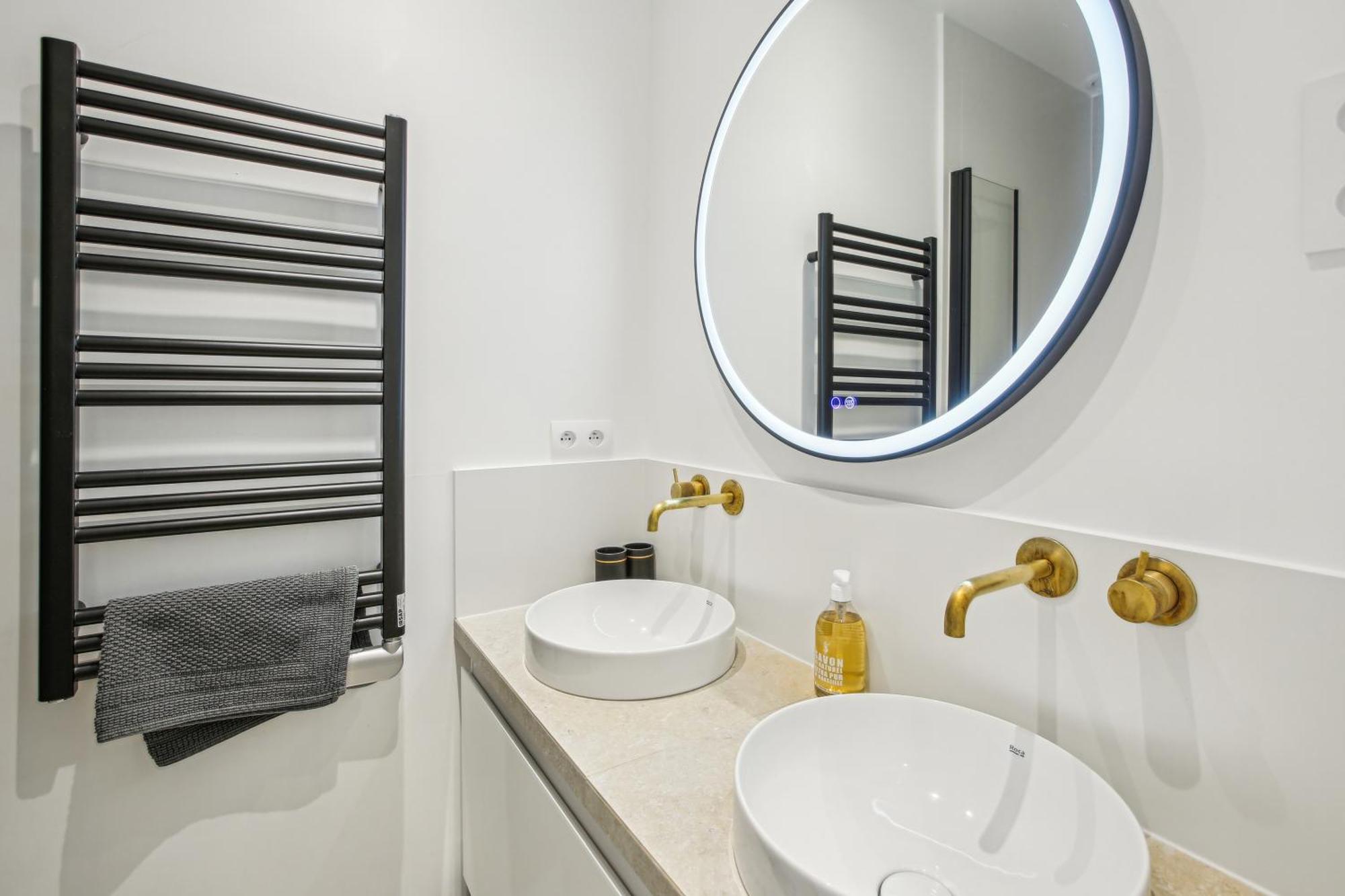 Apartment Luxury In The Heart Of St Germain A/c 3 Bedroom Outdoor Paris